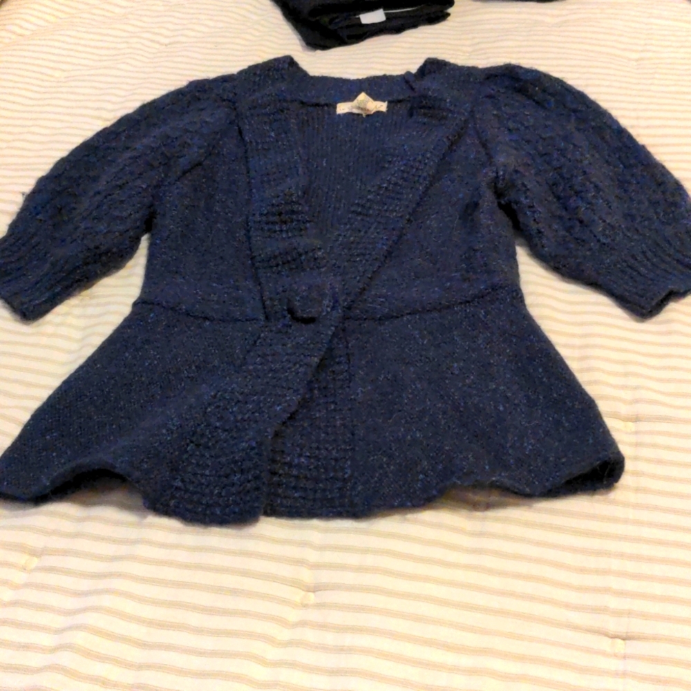 Cardigan sweater